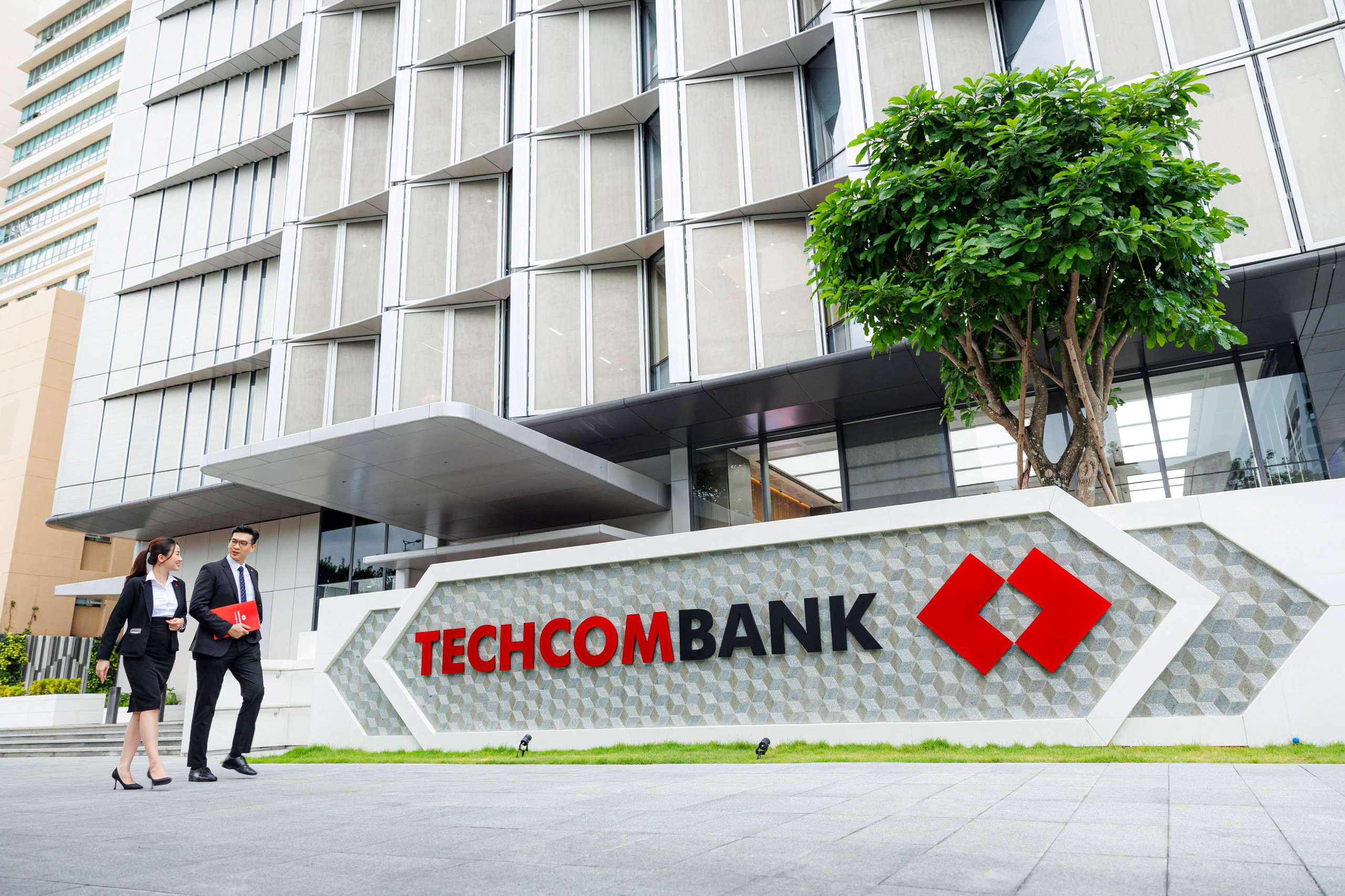 Techcombank EN background